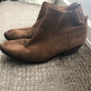 Brown ankle boots